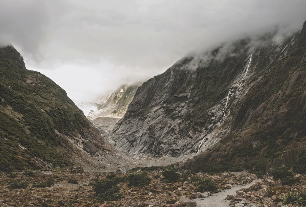 mountain under white sky during daytime