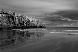 Photo 1504918838087 530d848bc8fb?q=85&w=275&h=275&fit=crop