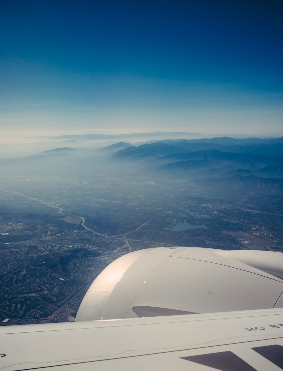 view of right airliner at daytime