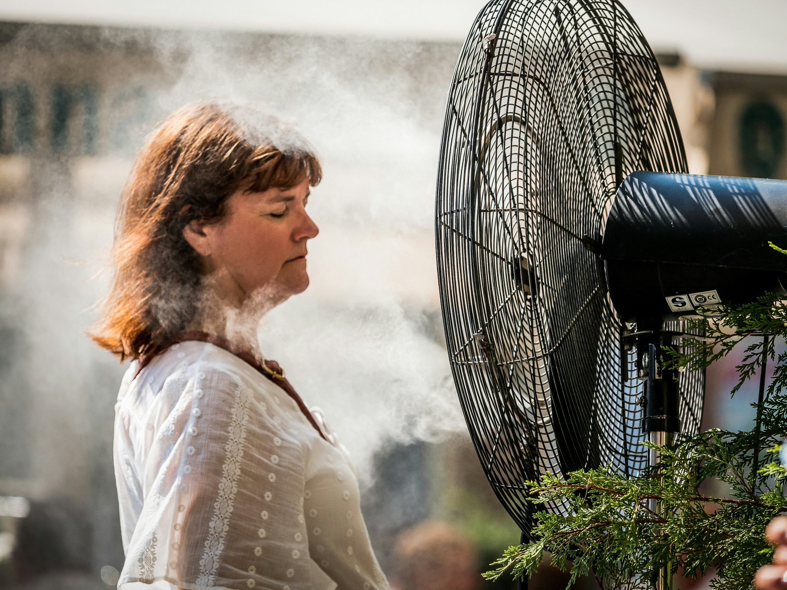 3 Clever Hacks for The Extreme Heat