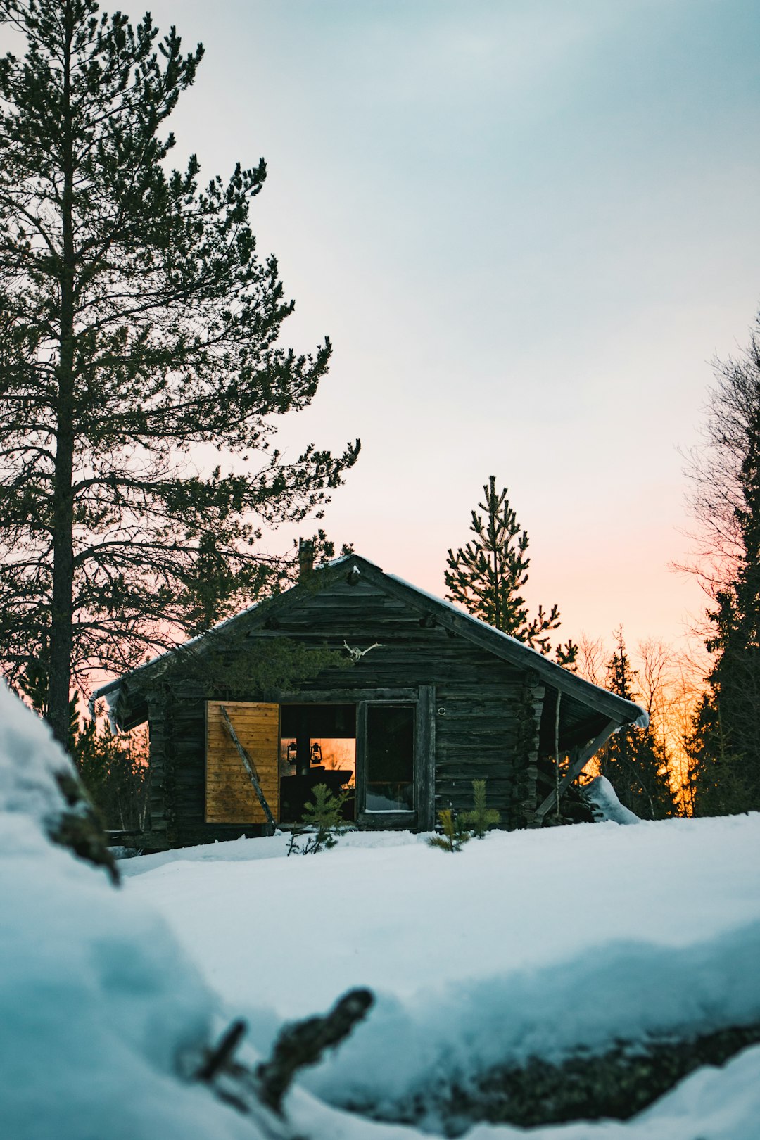 travelers stories about Log cabin in Haparanda, Sweden