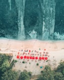 女星整容前后对比照流出 网友直呼认不出