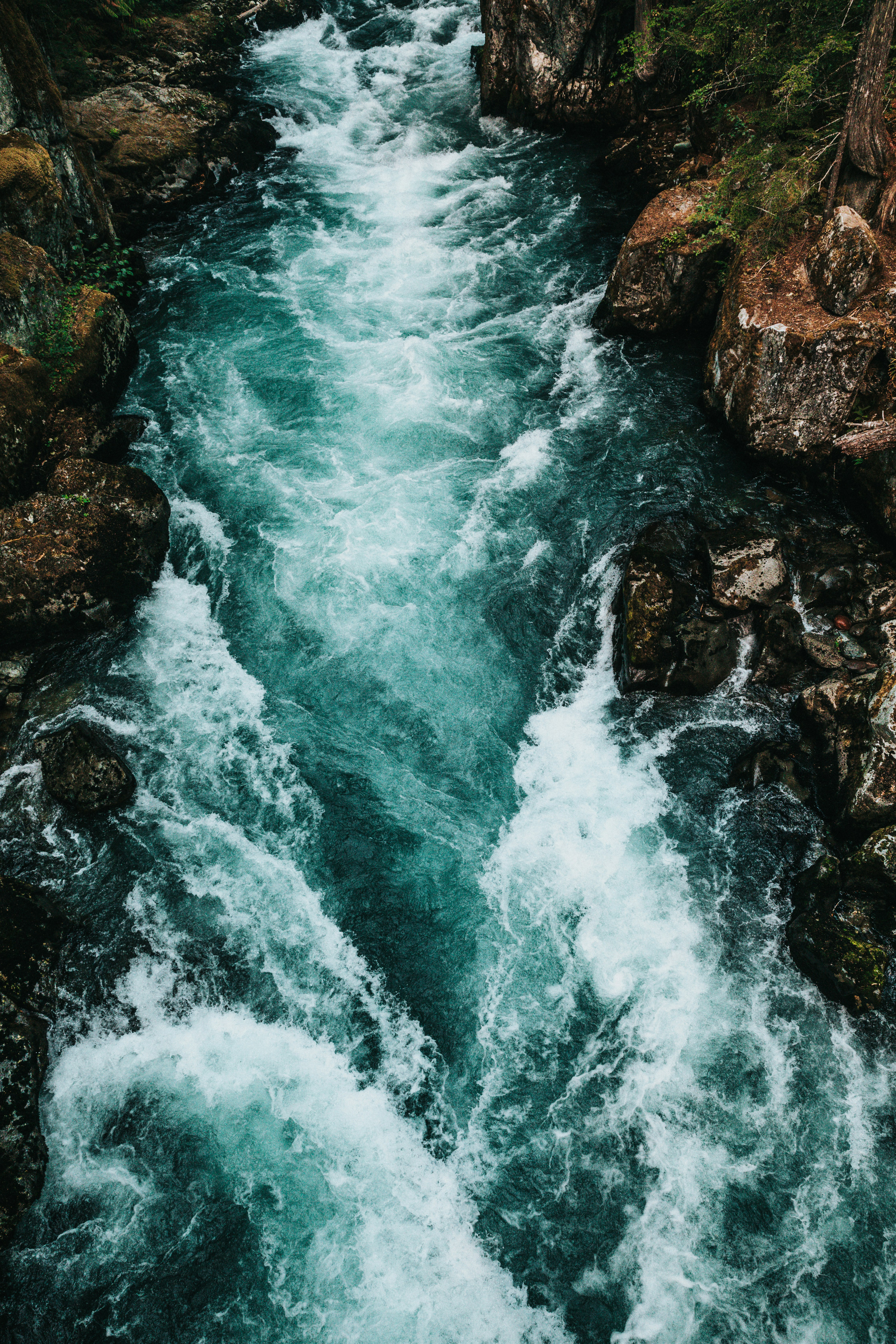 Photo de eau blanche par Nathan Dumlao