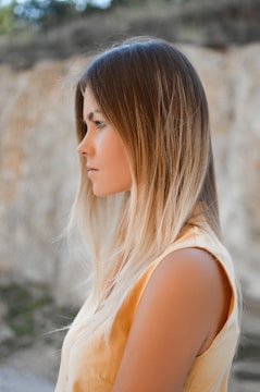 women's brown sleeveless shirt