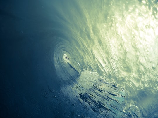 underwater photograph of boat sailing on water in Bethany Beach United States