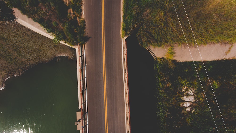 Fotografía aérea del puente