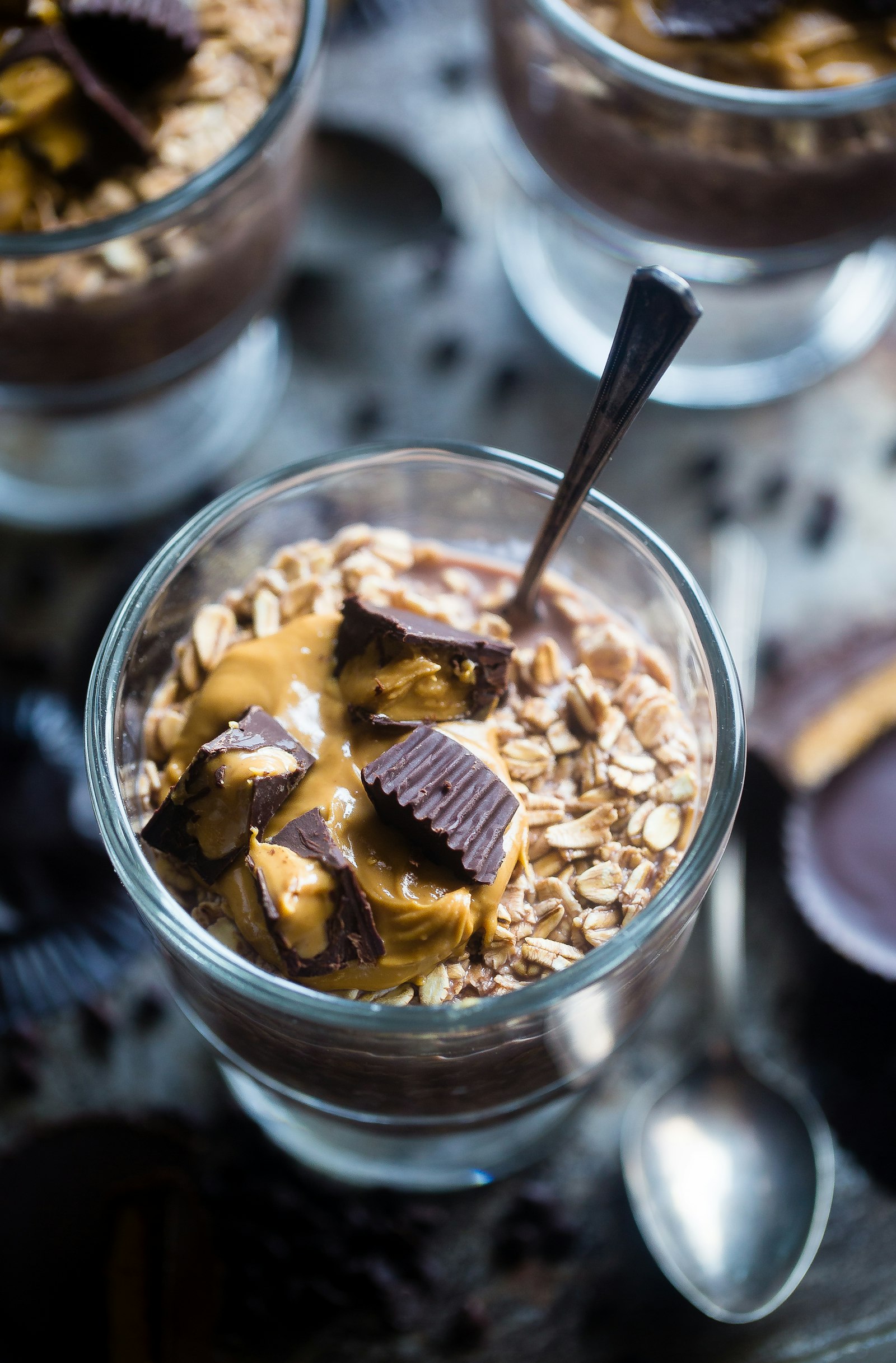 Canon EOS 6D + Canon EF 100mm F2.8L Macro IS USM sample photo. Ice cream on glass photography