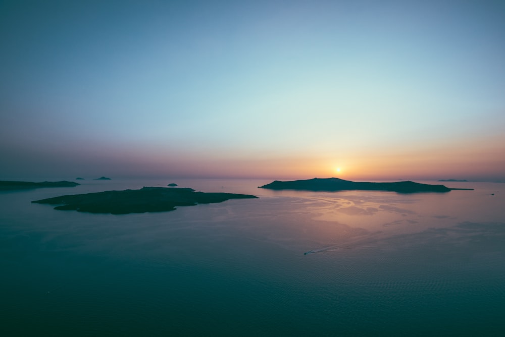 Panoramafotografie des ruhigen Ozeans