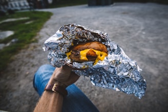 Risks of using aluminum foil to cook food