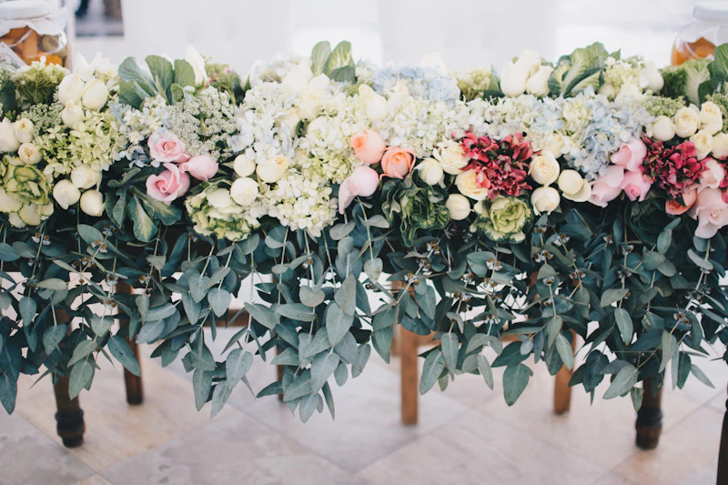 Head table floral garland