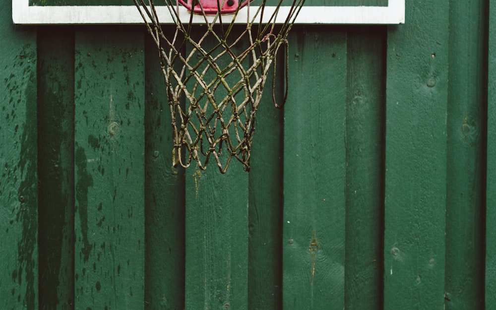 weißes Basketballnetz
