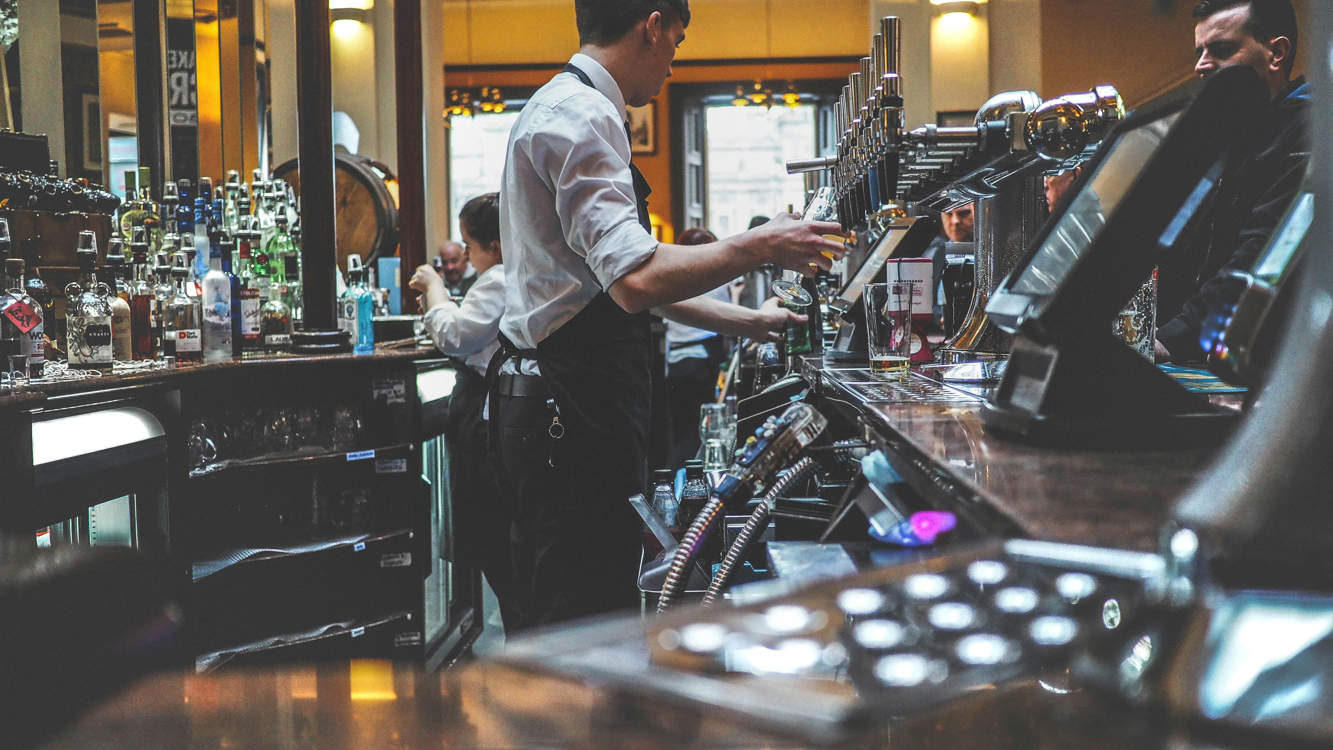 bartender