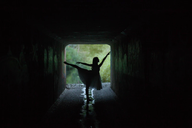 Mujer sensual en silueta de ballet