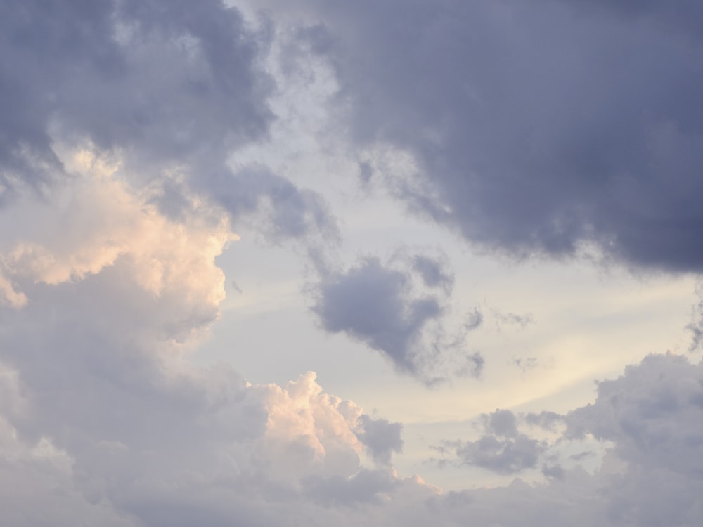 white and blue cloudy sky