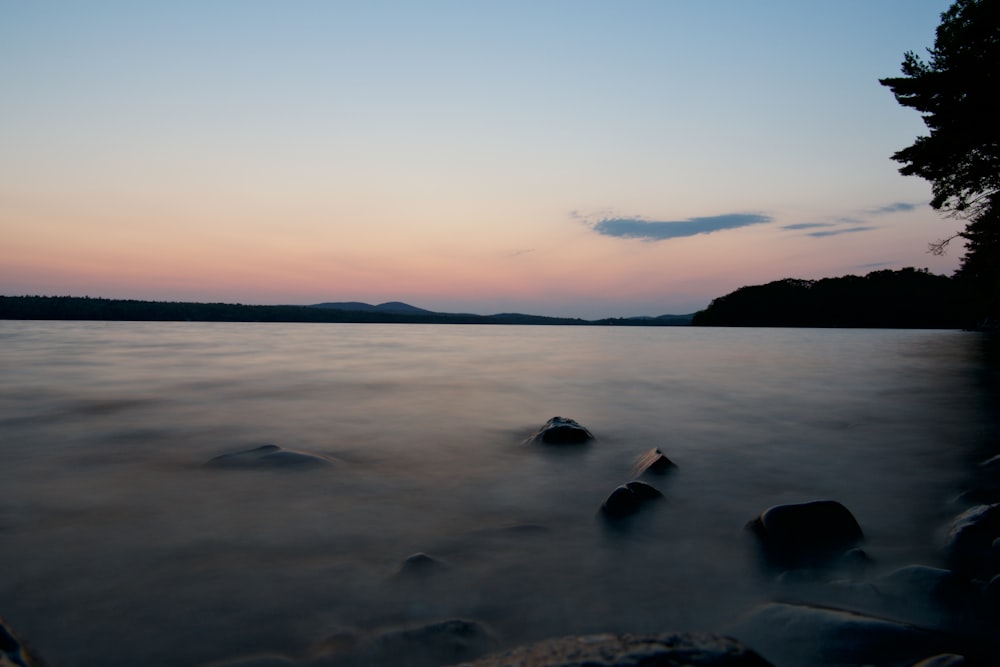 sea horizon during daytime