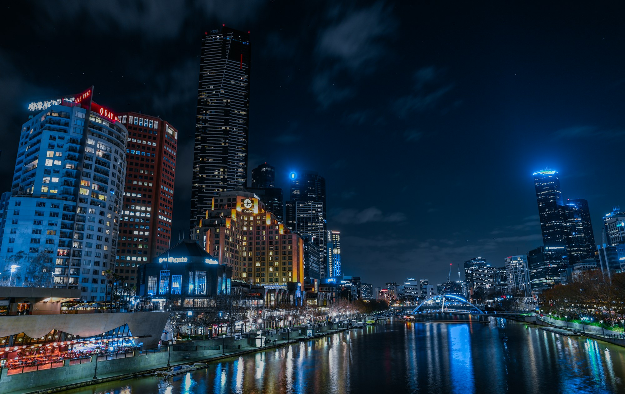 I was walking across the bridge in Melbourne CBD when I saw those amazing city lights … I really wanted to represent the way I see the happiness in Melbourne and the beauty of it during the night.