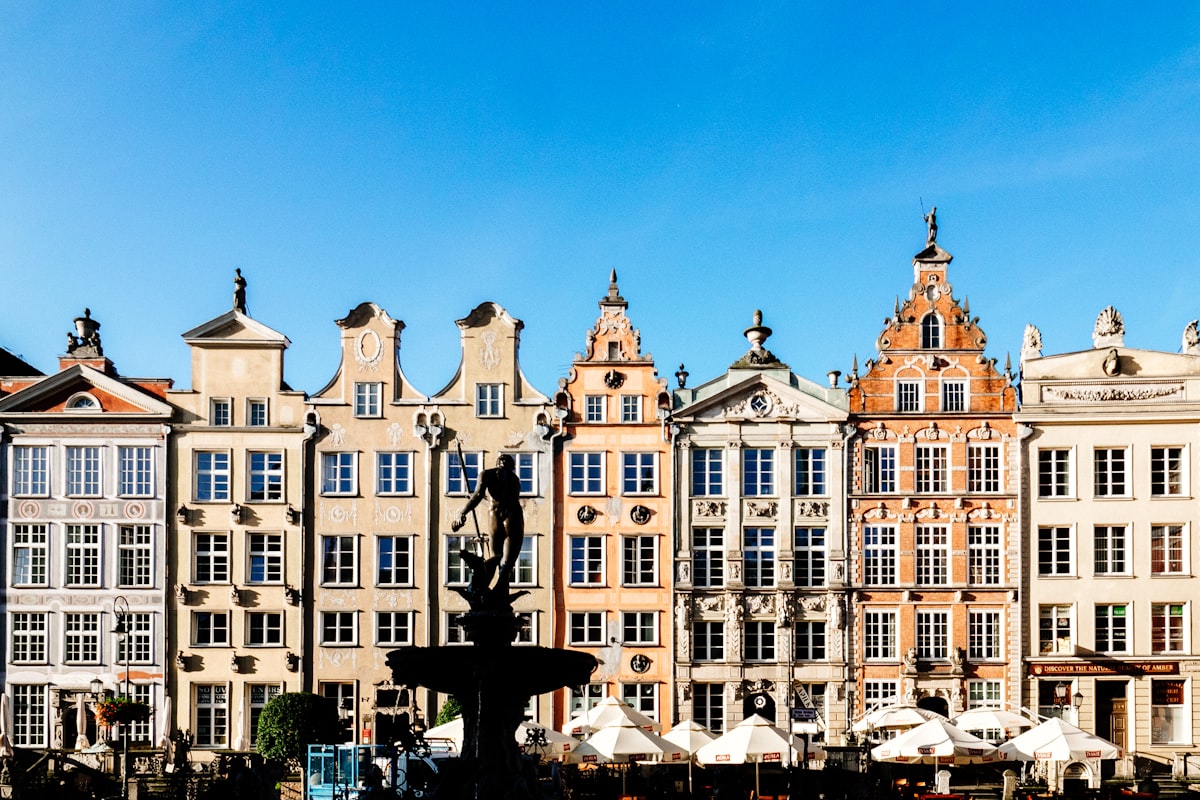Mariacka Street amber stalls in Gdańsk April