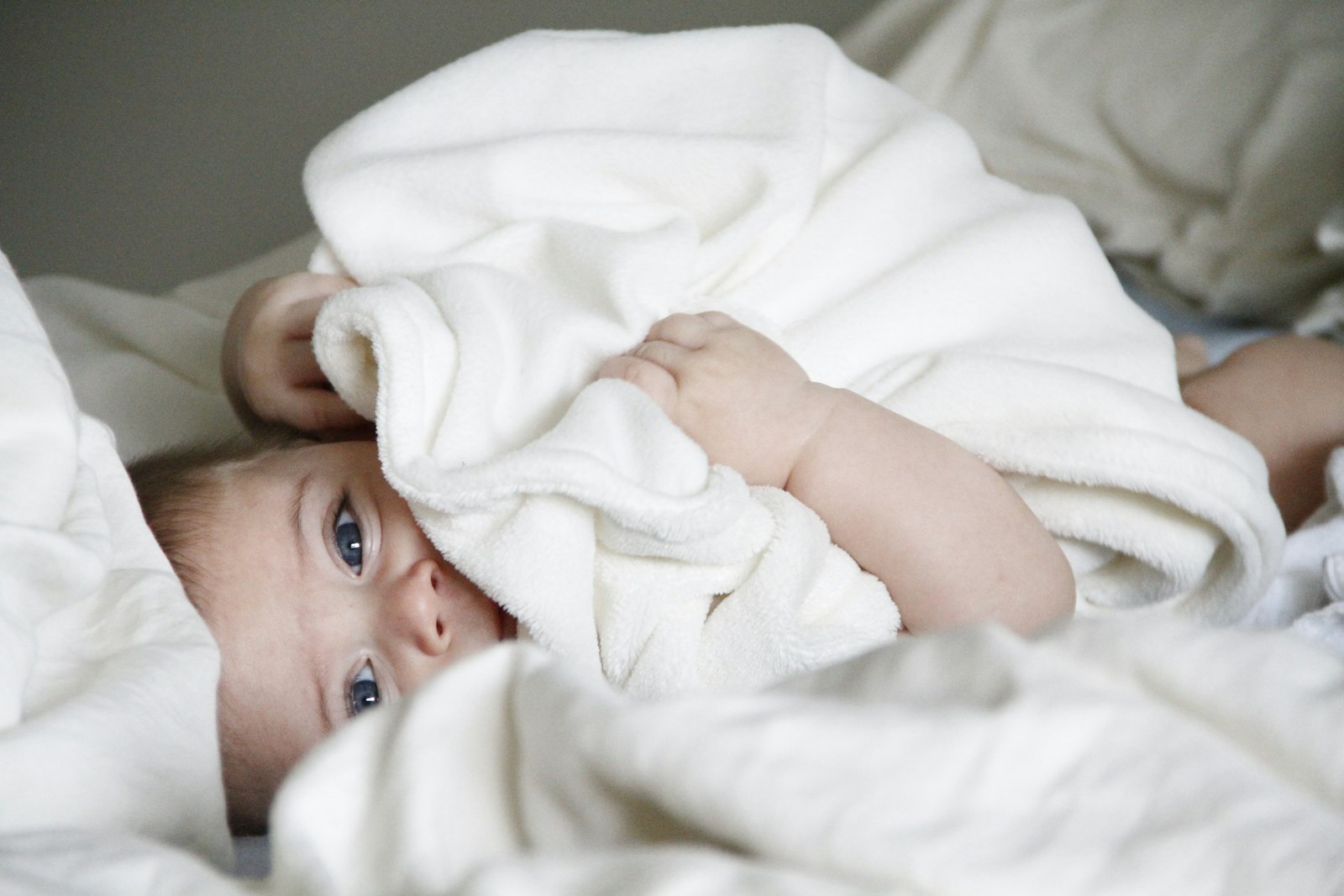 Faut-il vraiment choisir une lessive hypoallergénique pour son bébé ?