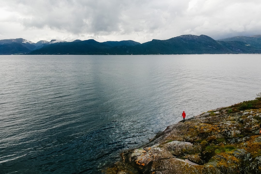 Loch photo spot Ytre Oppedal Ulvik