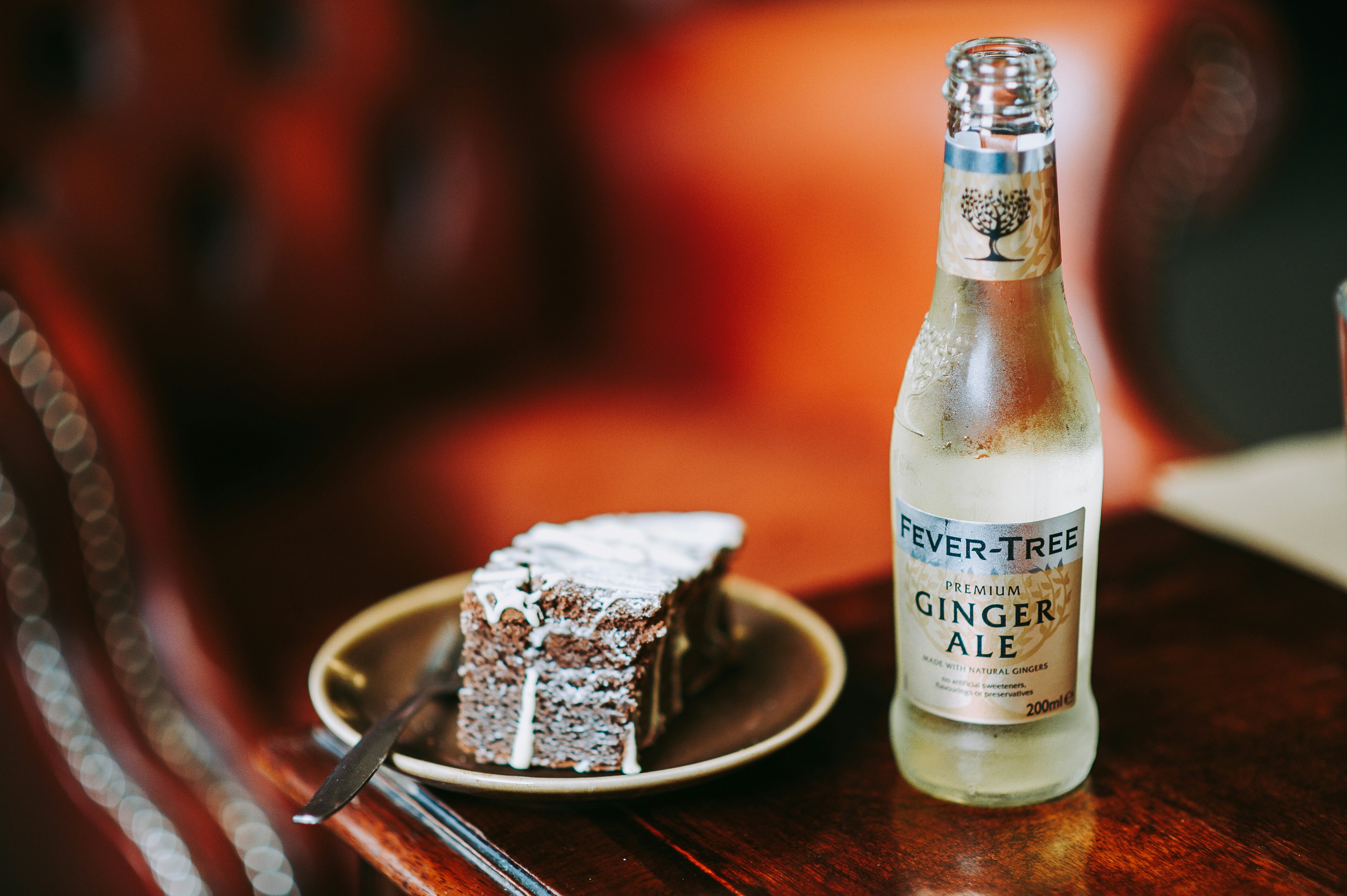 Chocolate cake, treat, plate and cake HD photo by Anete Lūsiņa (@anete_lusina) on Unsplash