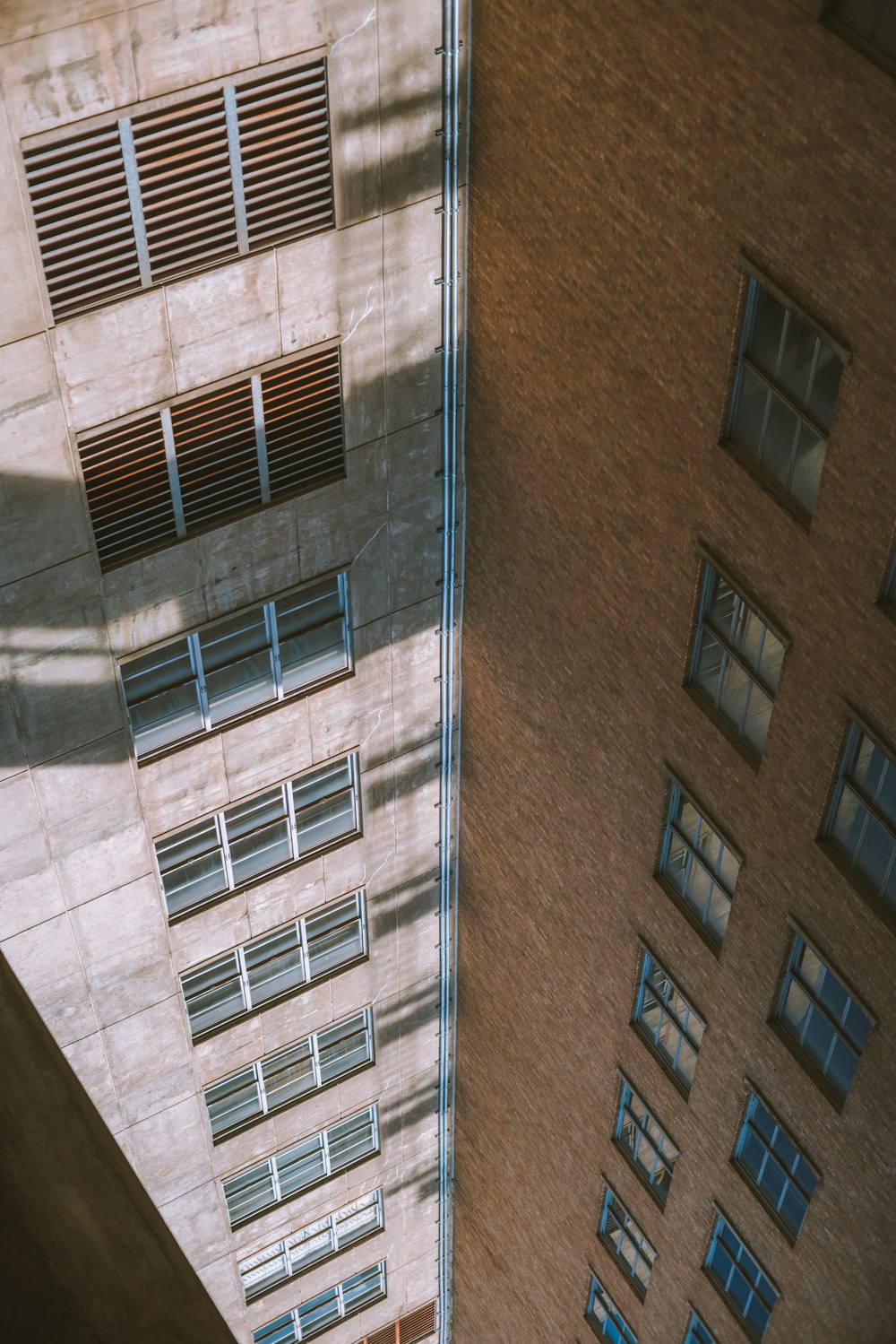 brown concrete building