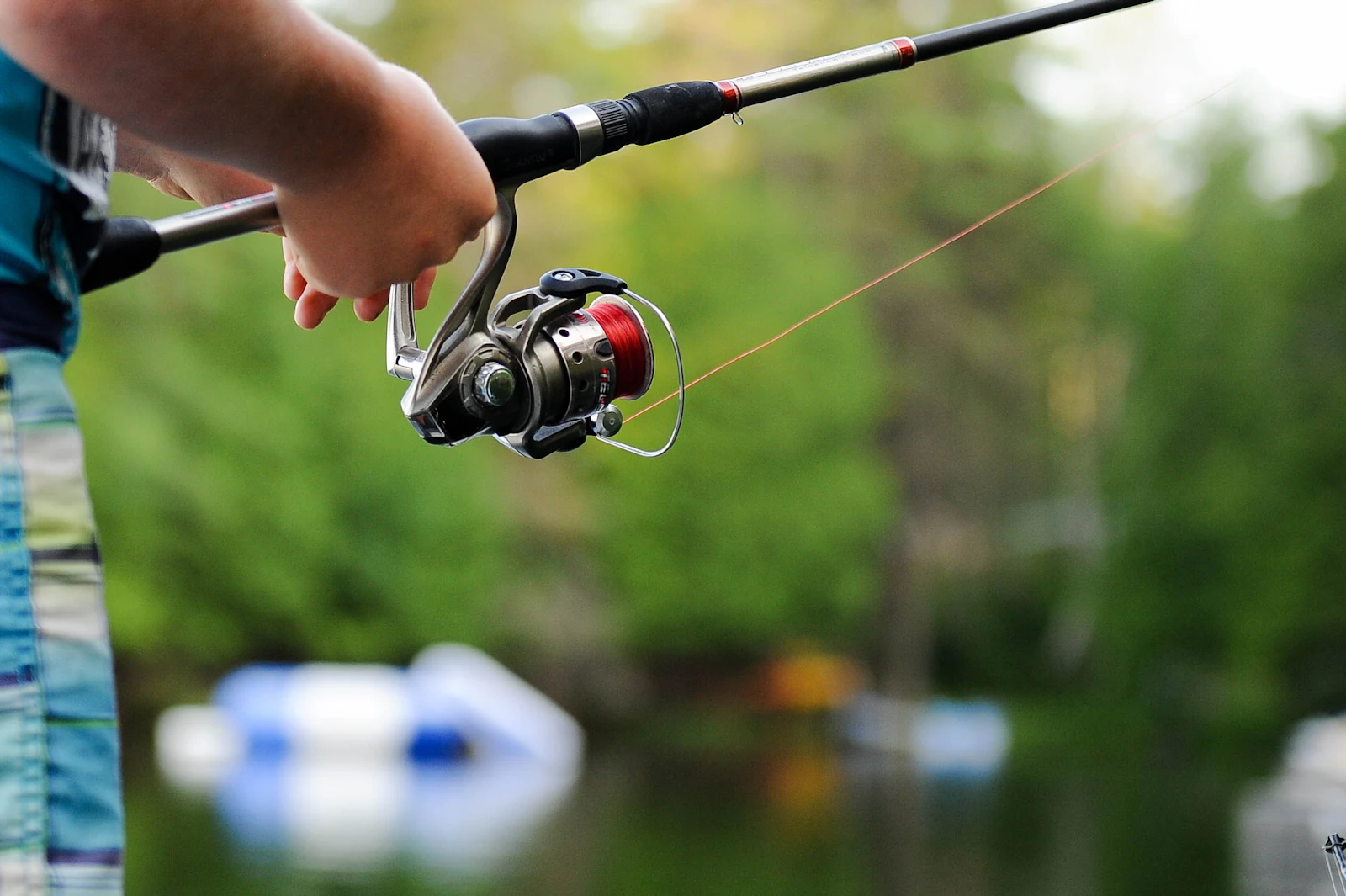 Heavy tackle rigged for larger nearshore species