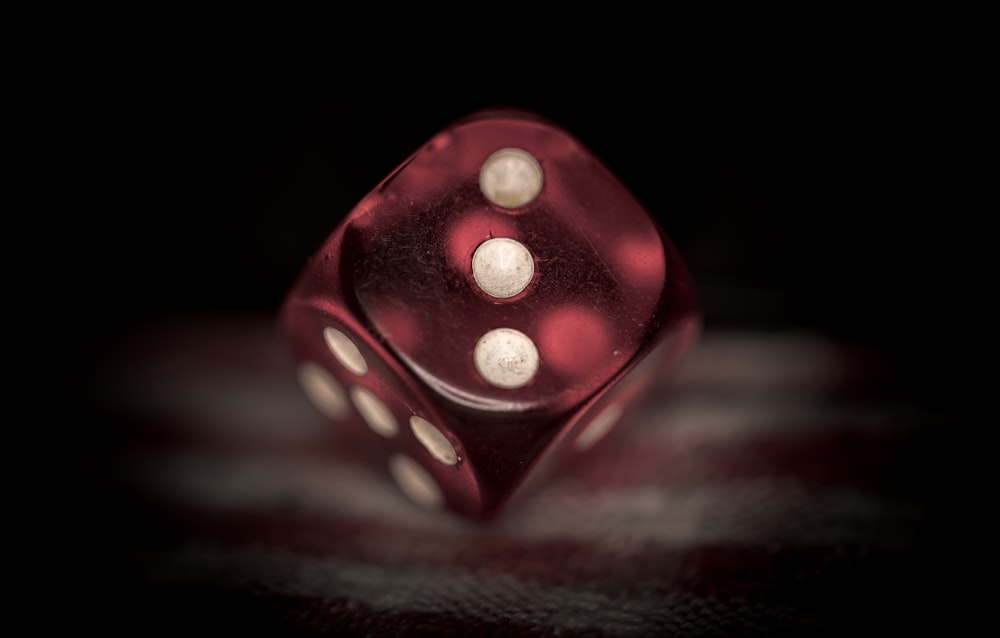 red dice closeup photography