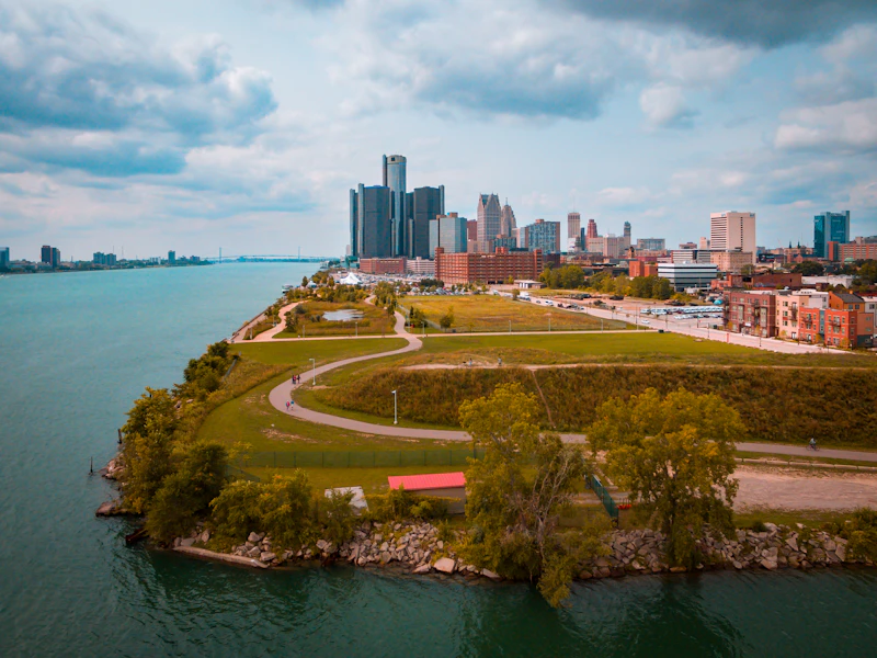 Best Rainy Day Activities in Detroit When the Weather Turns
