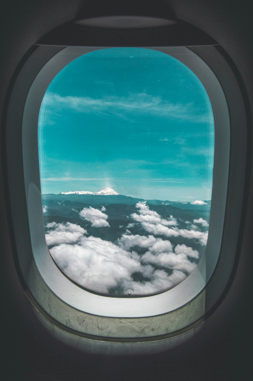 airplane window during daytime