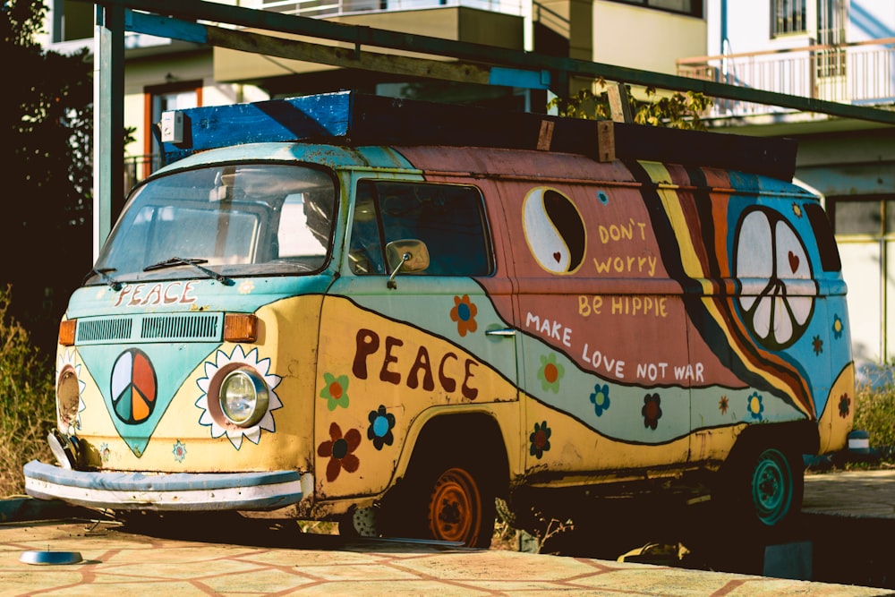 Hippie Van Pictures | Download Free Images on Unsplash