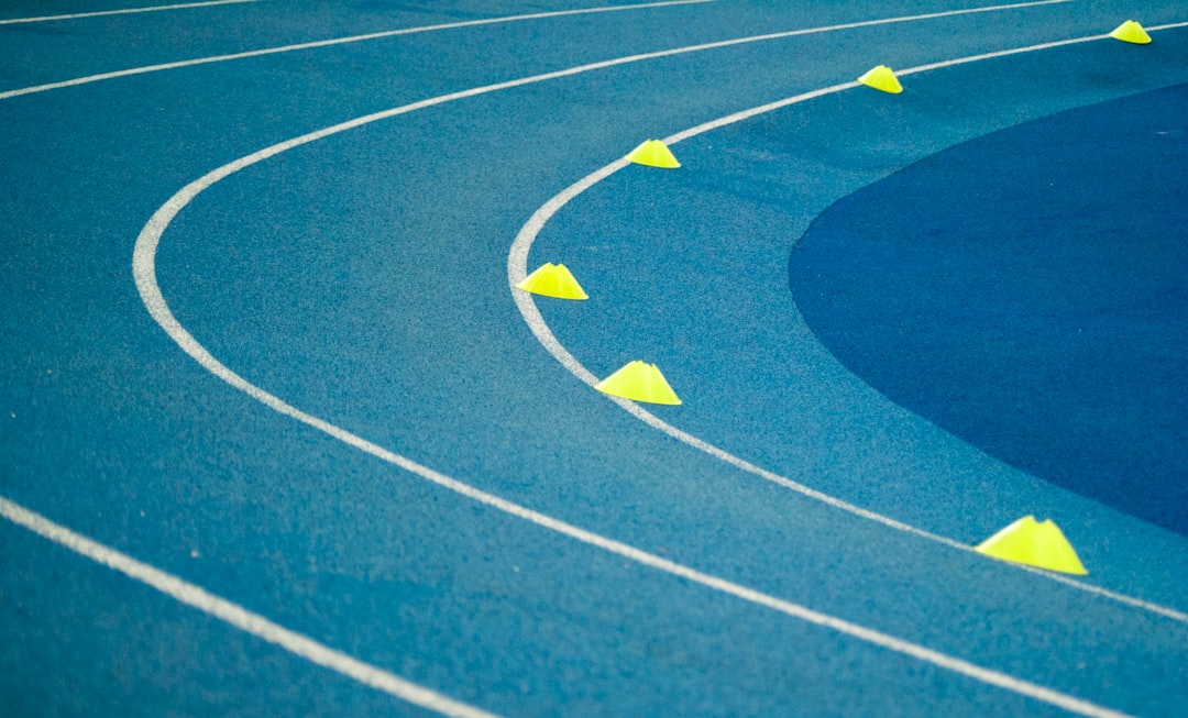 Собака сбила лыжниц Кудисову и Кусургашеву на ЧР по лыжным гонкам