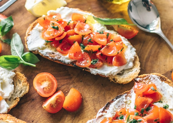 dish with tomato salad toppings