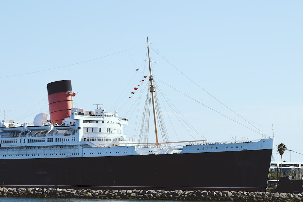 black and white Queen Mary ship