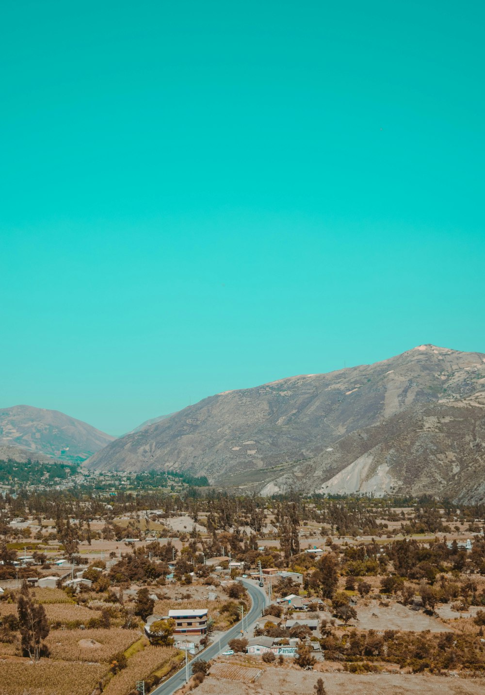 mountain under blue sky