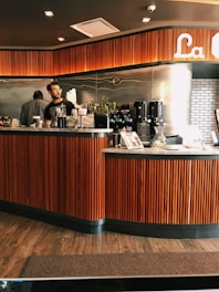 Screenshot of a coffee shop website featuring a clean layout and an order form.