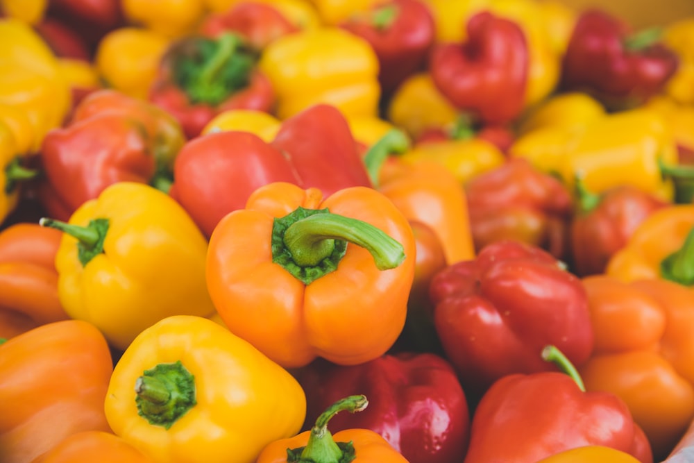 Lote de pimiento naranja y rojo