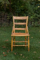 Heritage Oak Dining Chair