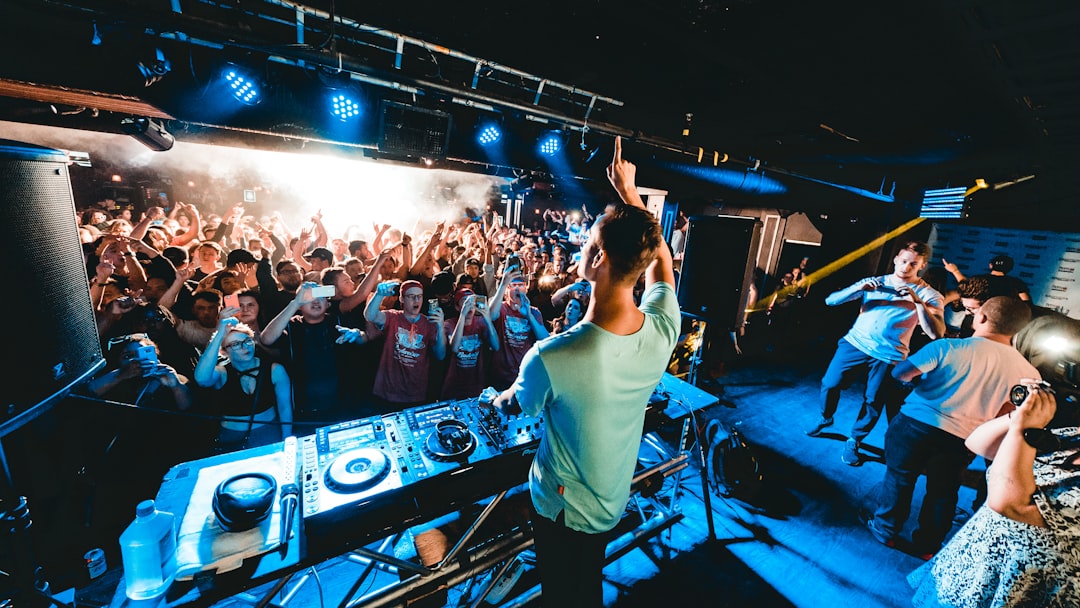 people inside bar, @MAKJ LIVE