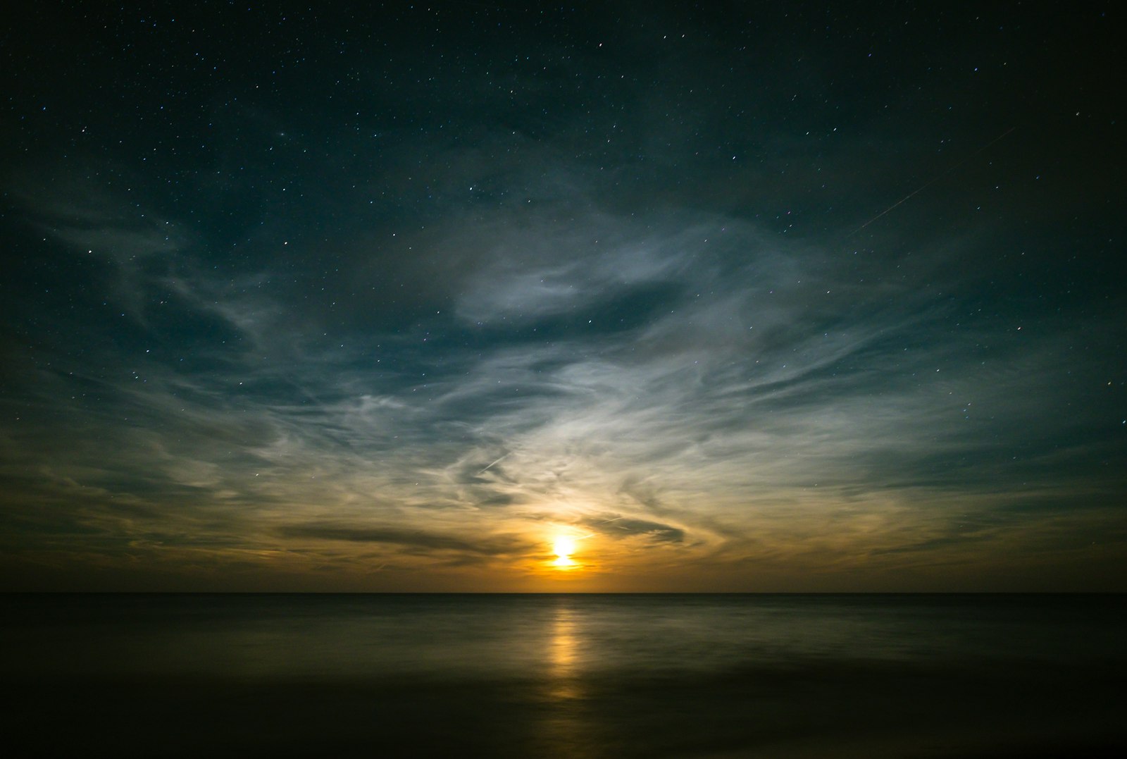 Fujifilm X-T1 + Fujifilm XF 14mm F2.8 R sample photo. Body of water during photography