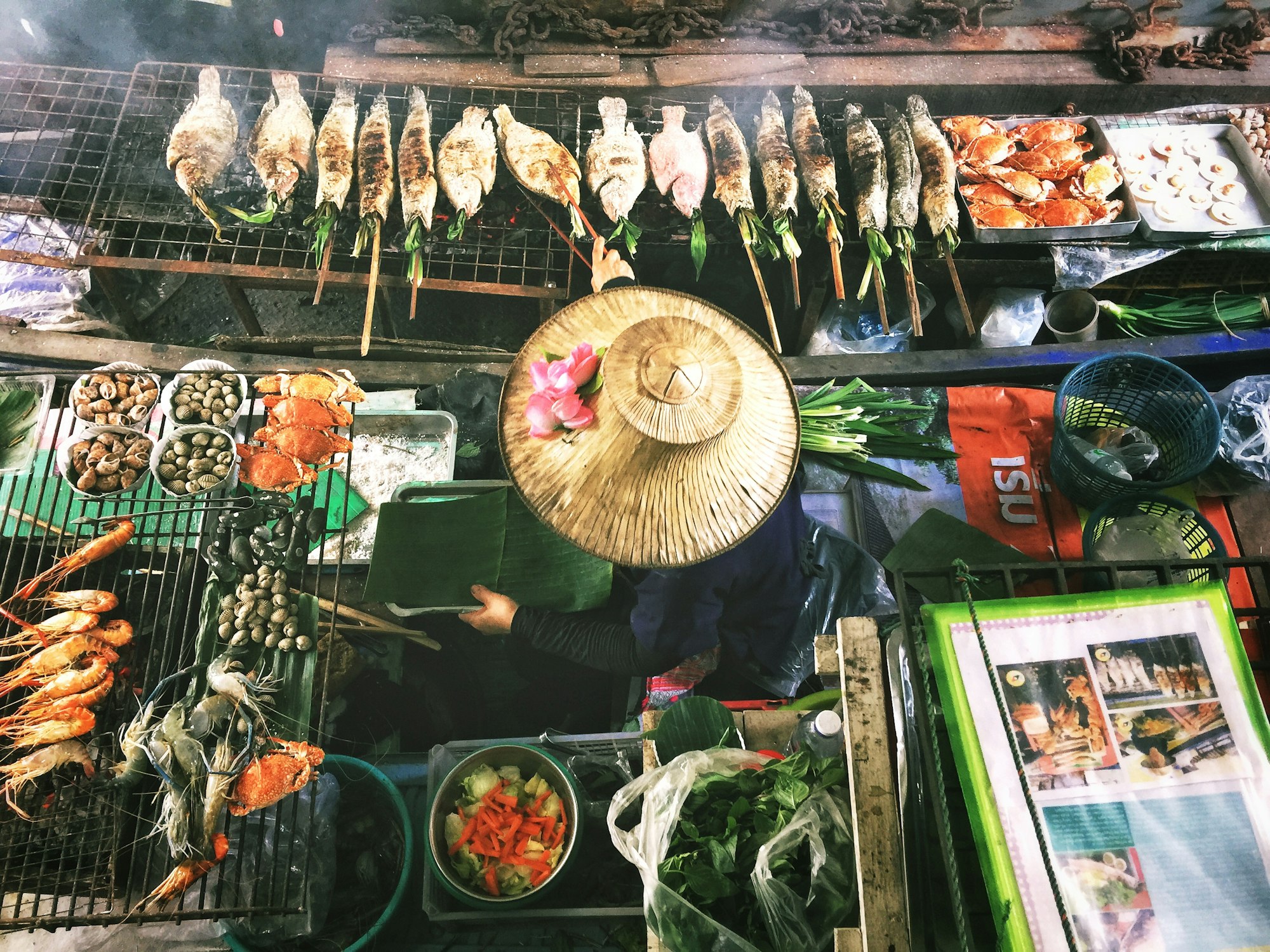 Hangat, Pedas, Segar: 
Masakan Thailand Sangat Pas untuk Musim Penghujan di Indonesia