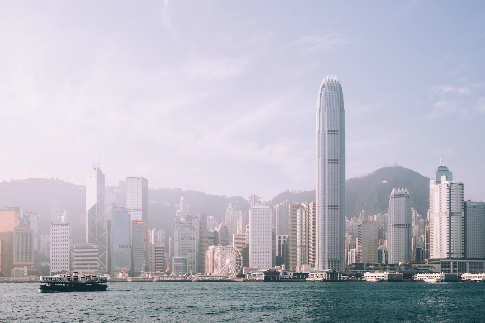 Shanghai in 4 Days: The Classic City Route Plus Disneyland (2026)