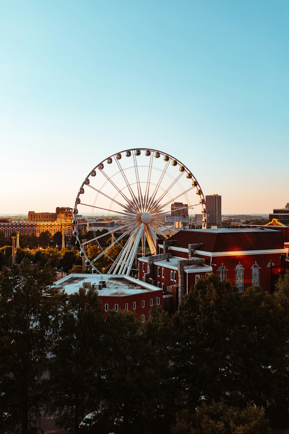 Photographie aérienne d’un parc d’attractions