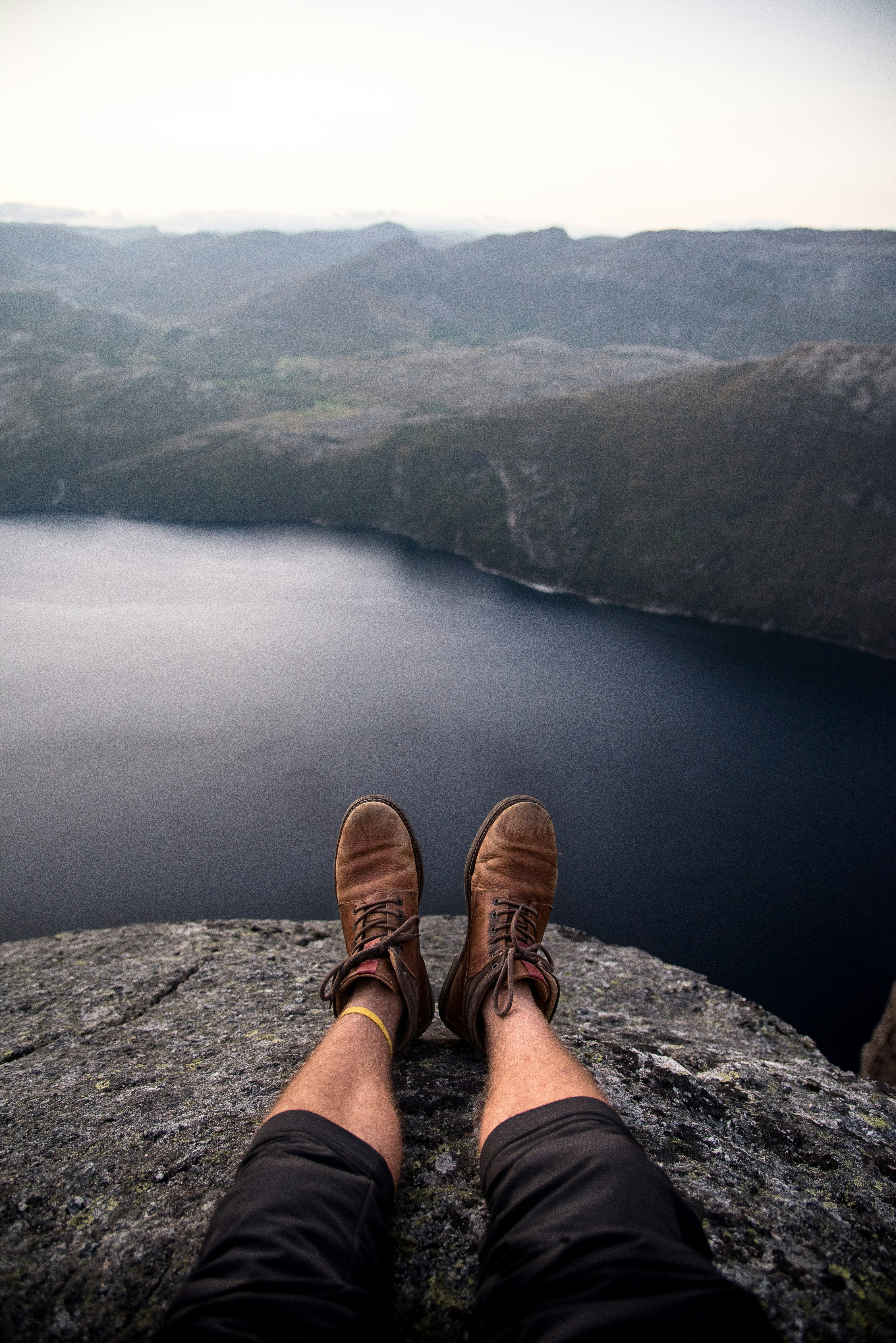 Just me sitting next to a 538m high Rock. www.jackscorner.de