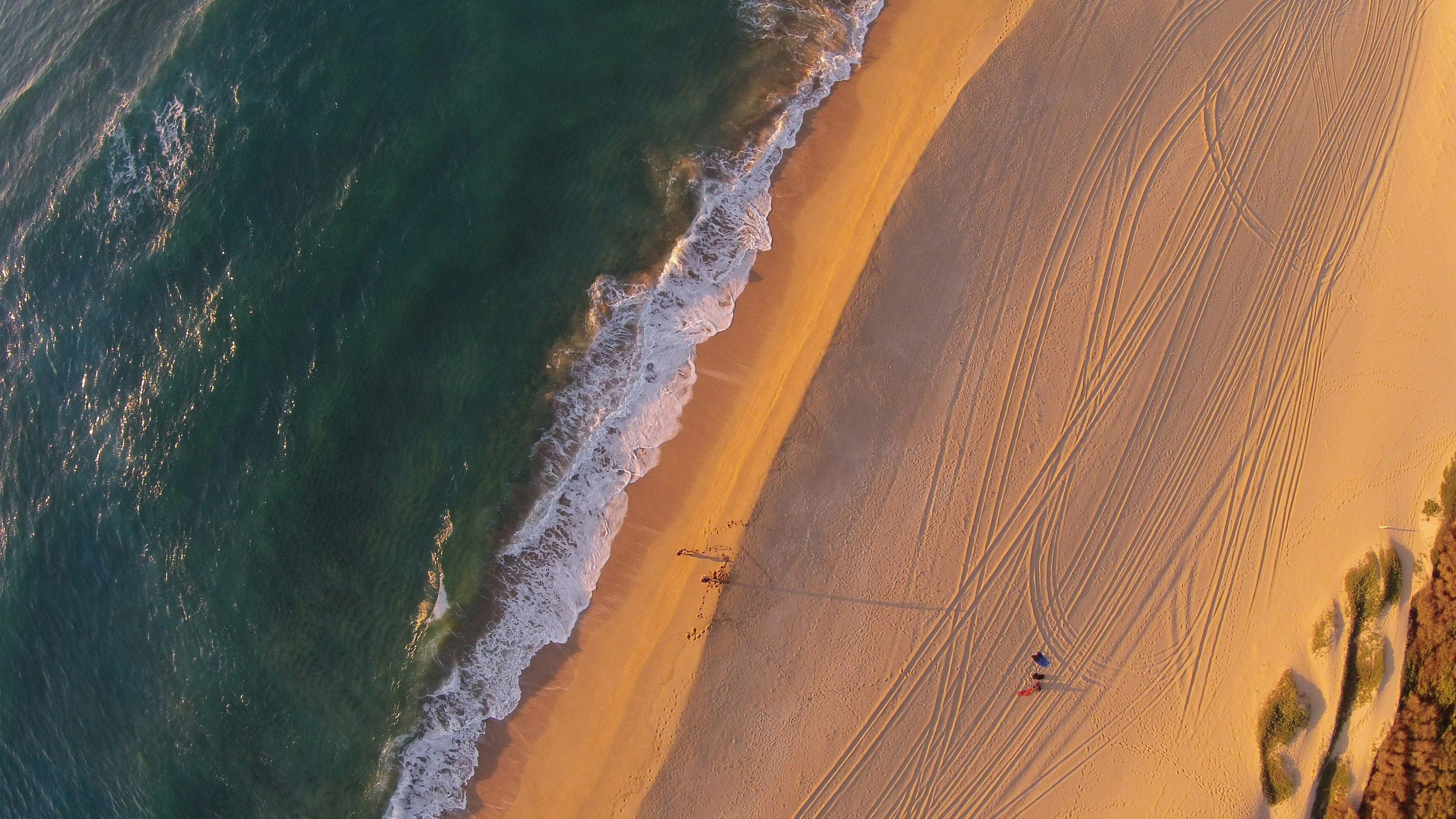 selective focus of body of water, Sunset in Kauai