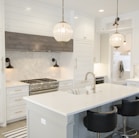 white kitchen room set