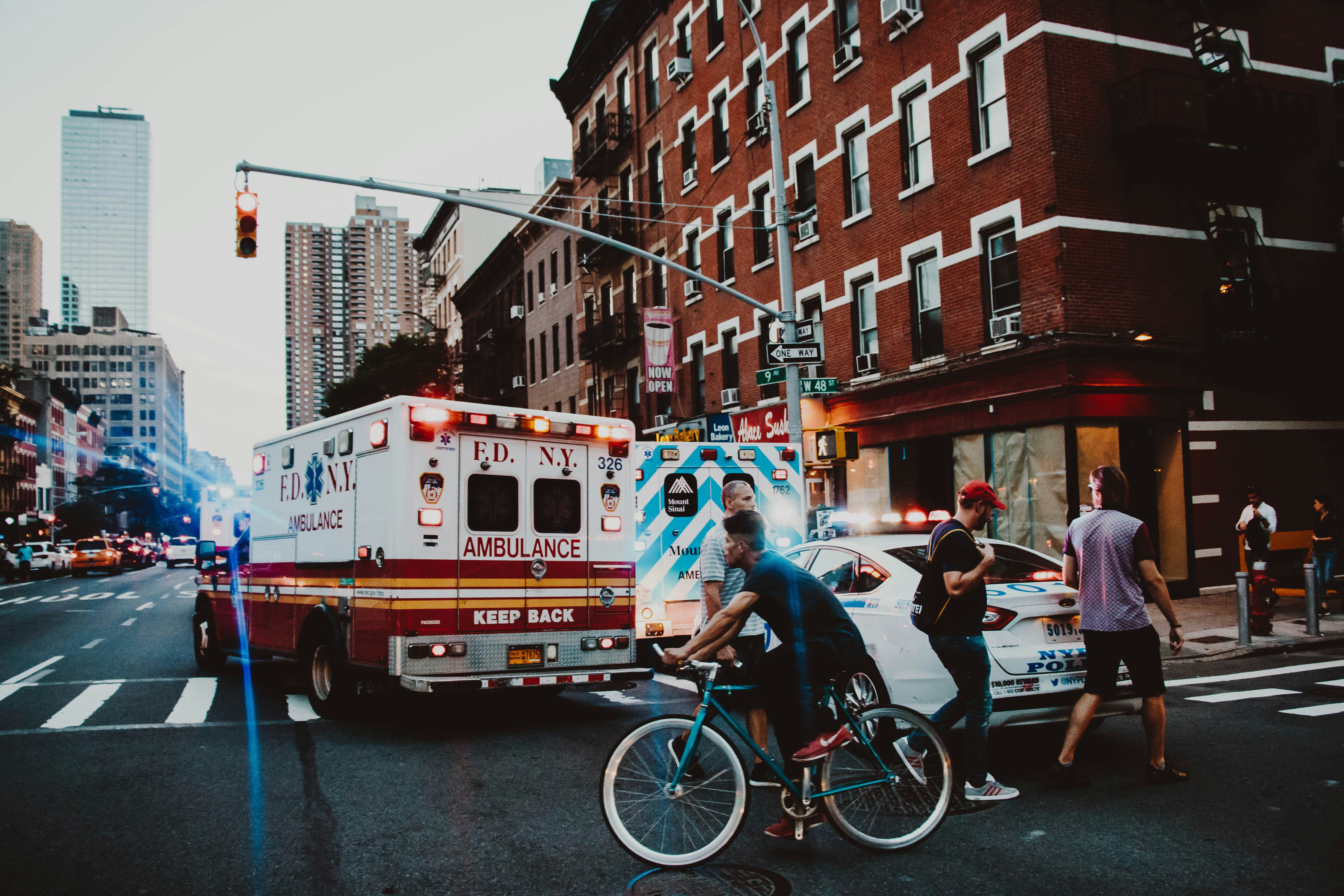 Ambulance | Photo: unsplash