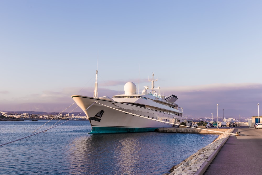 white cruise ship