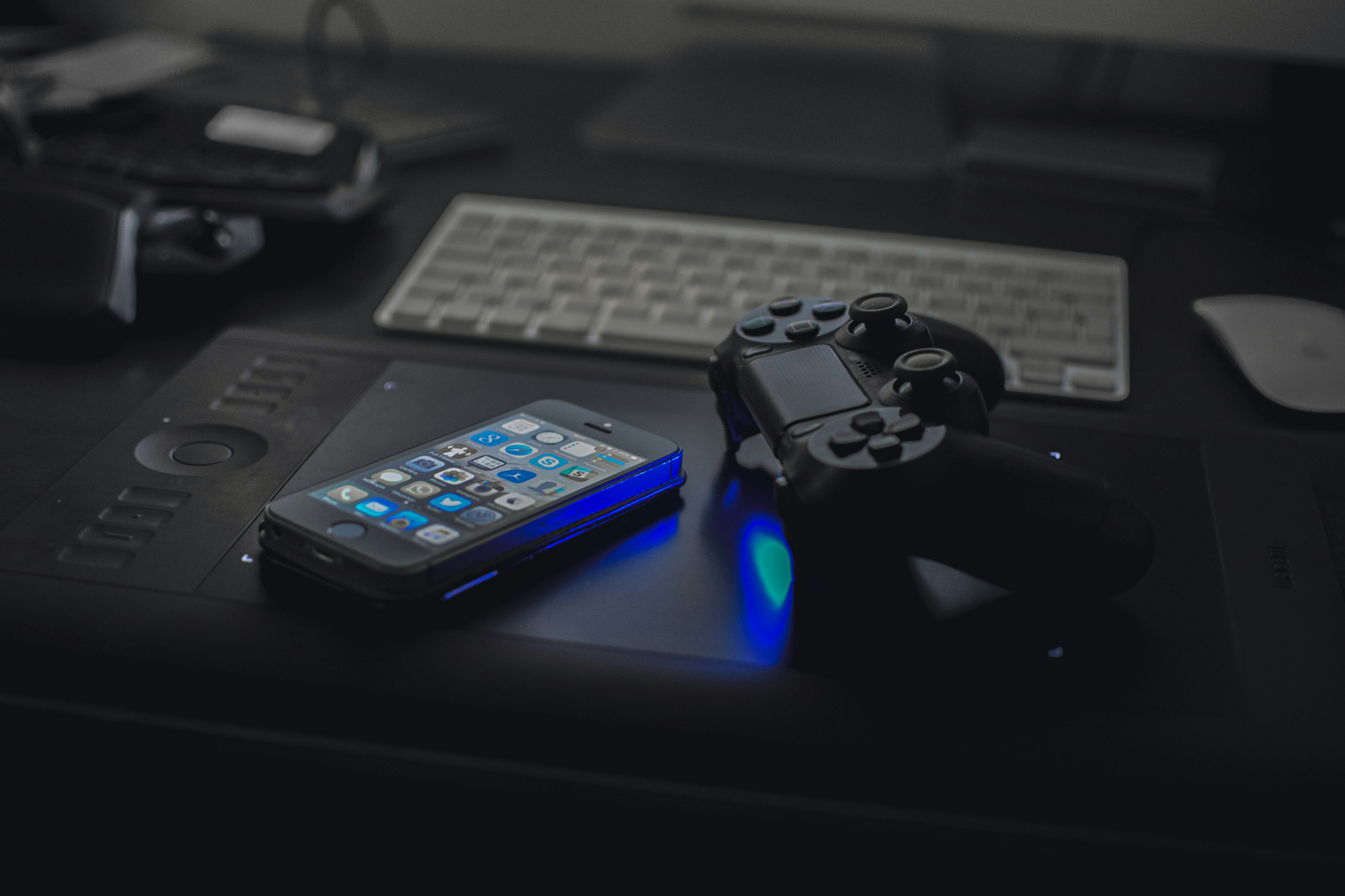 华为魔术手机参数揭秘，重新定义智能终端的不可能三角