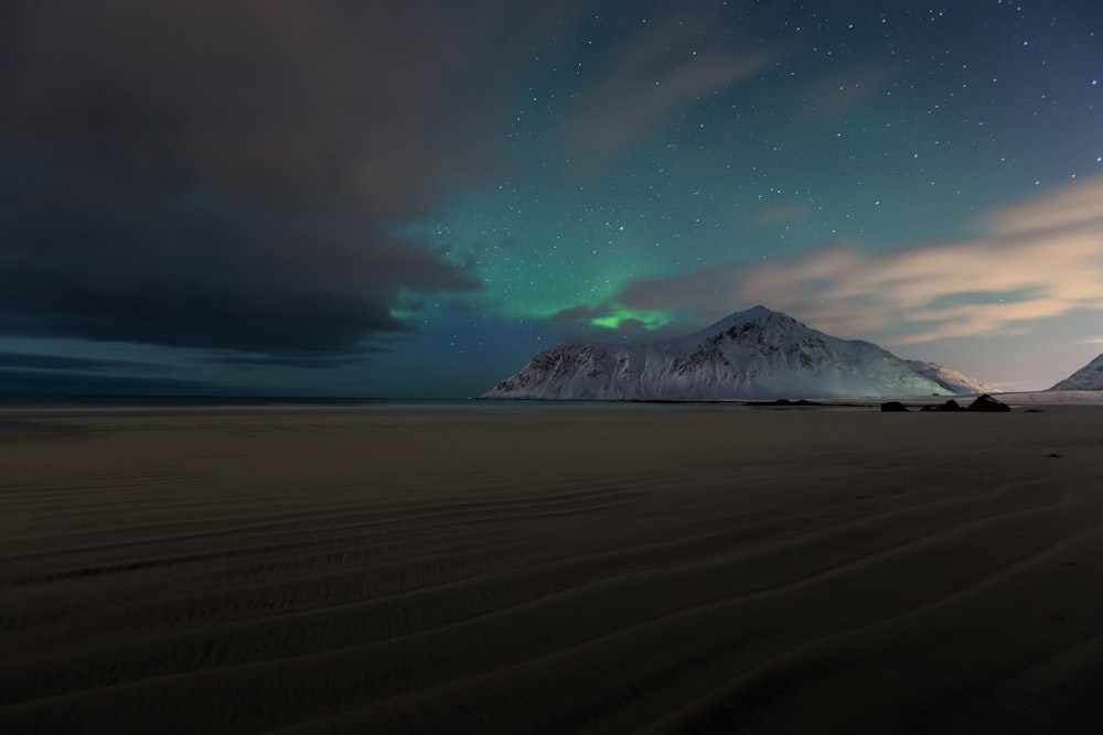 photography of Aurora Light