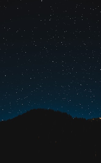 photo of clear sky full of stars -  Unsplash - Timothée Duran